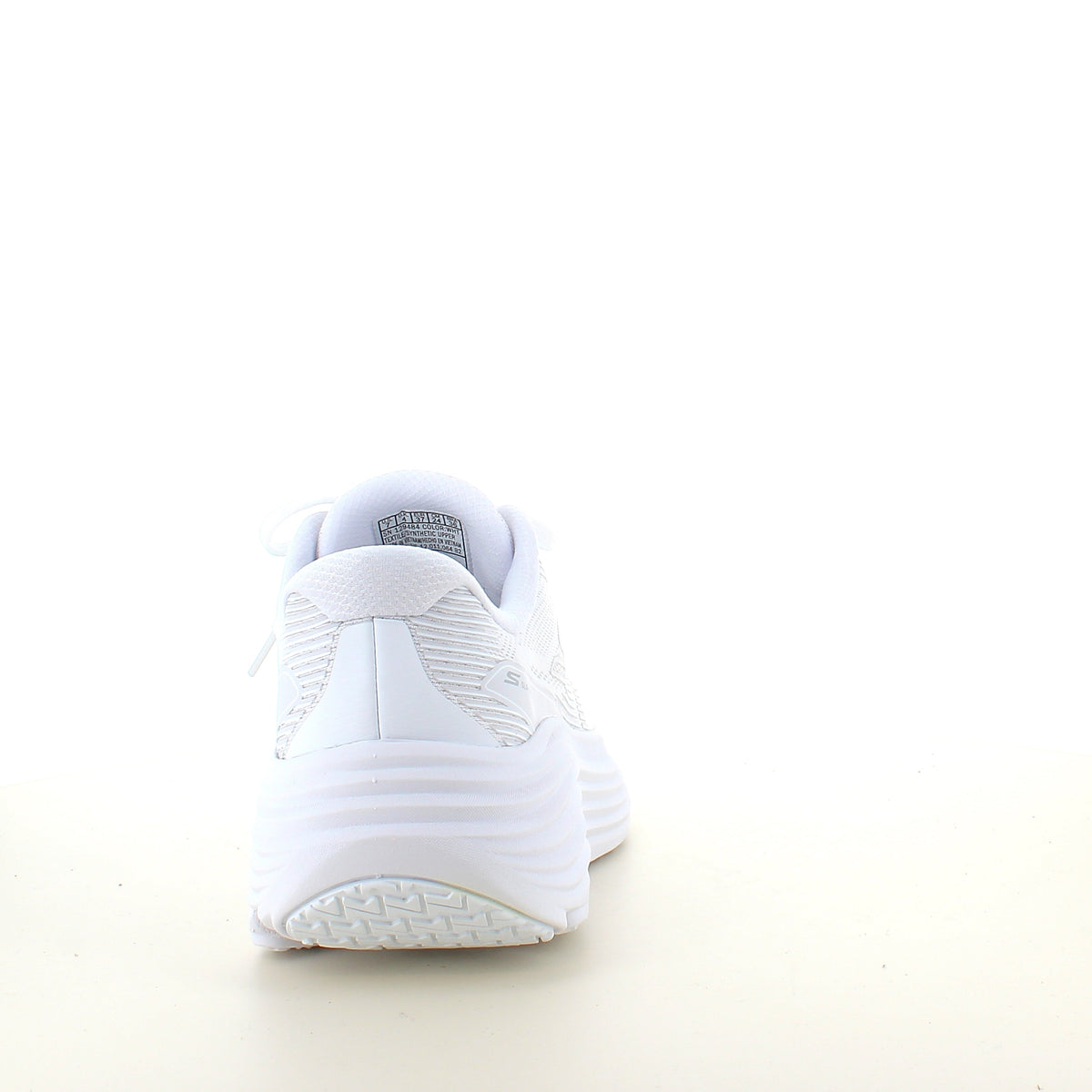 Skechers Max Cushioning vit slip-on sneaker med maximal stötdämpning