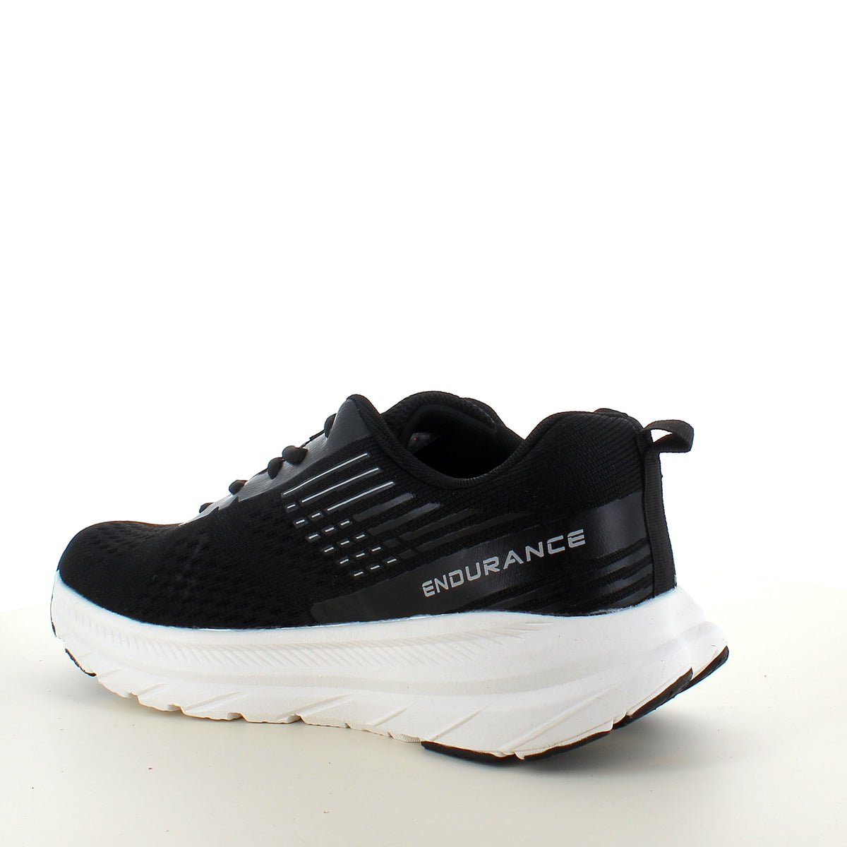 Endurance komfortsko för herr i svart – lätt och andningsbar sneaker
