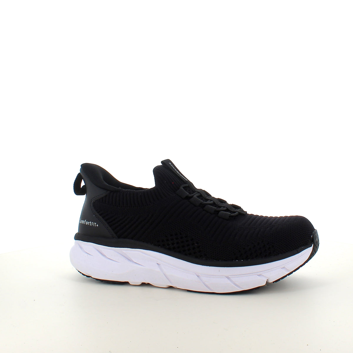 Endurance StepGo-sneaker i svart