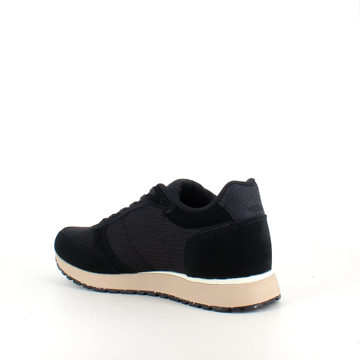 Woden Ydun Icon II – svart sneaker med lätt och bekväm komfort