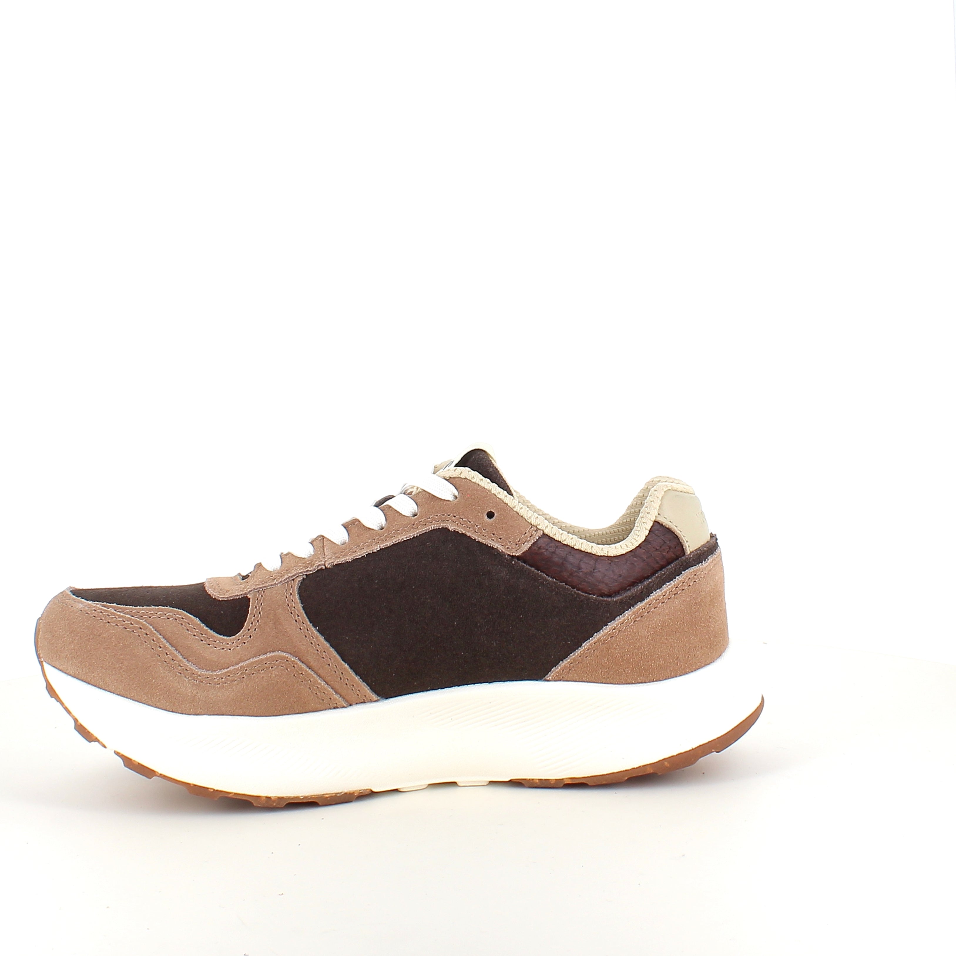 Mathilde Runner Leather – Woden-sneaker i varma bruna nyanser med lätt gångsula