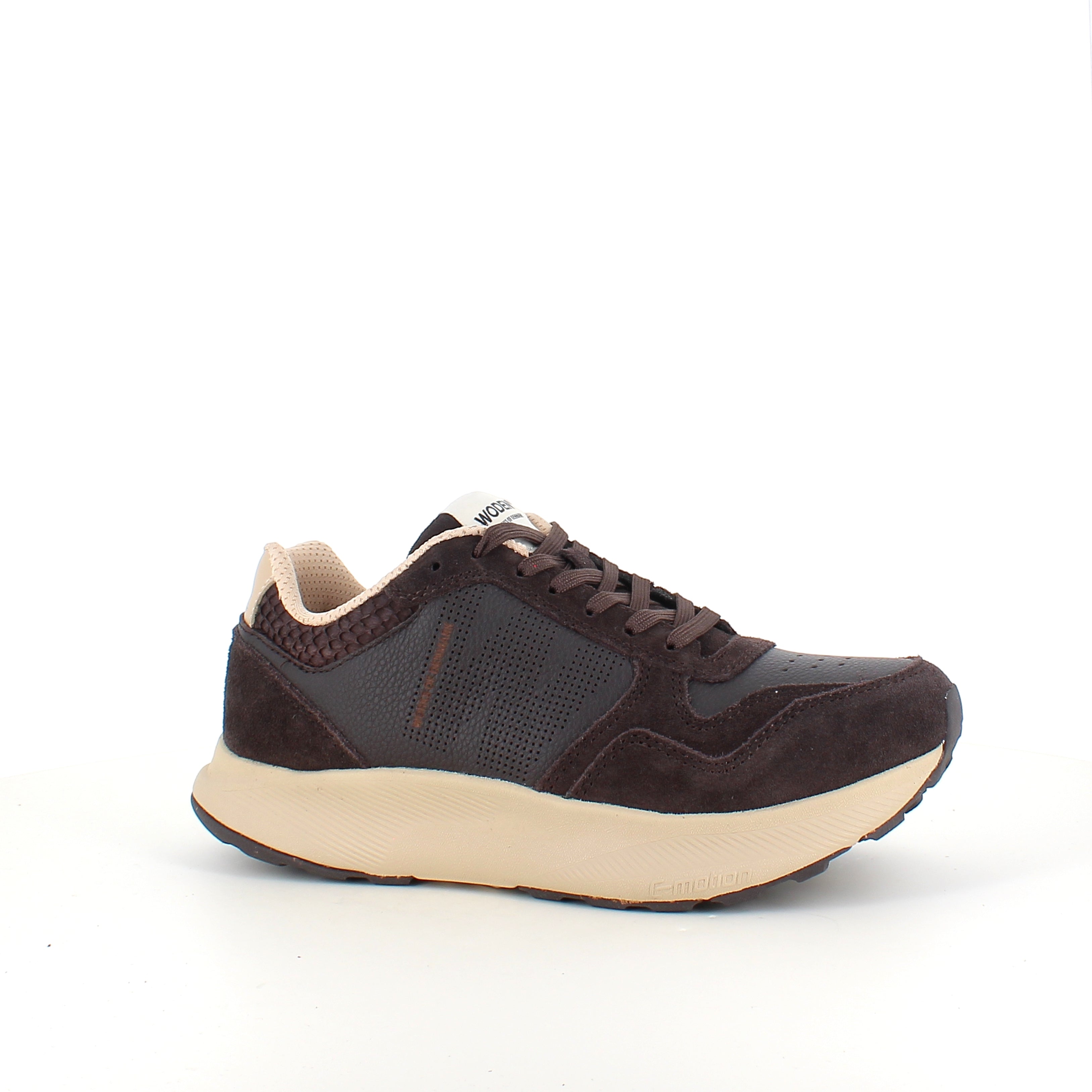Mathilde Runner Leather – chokladbrun Woden-sneaker med lätt gångsula