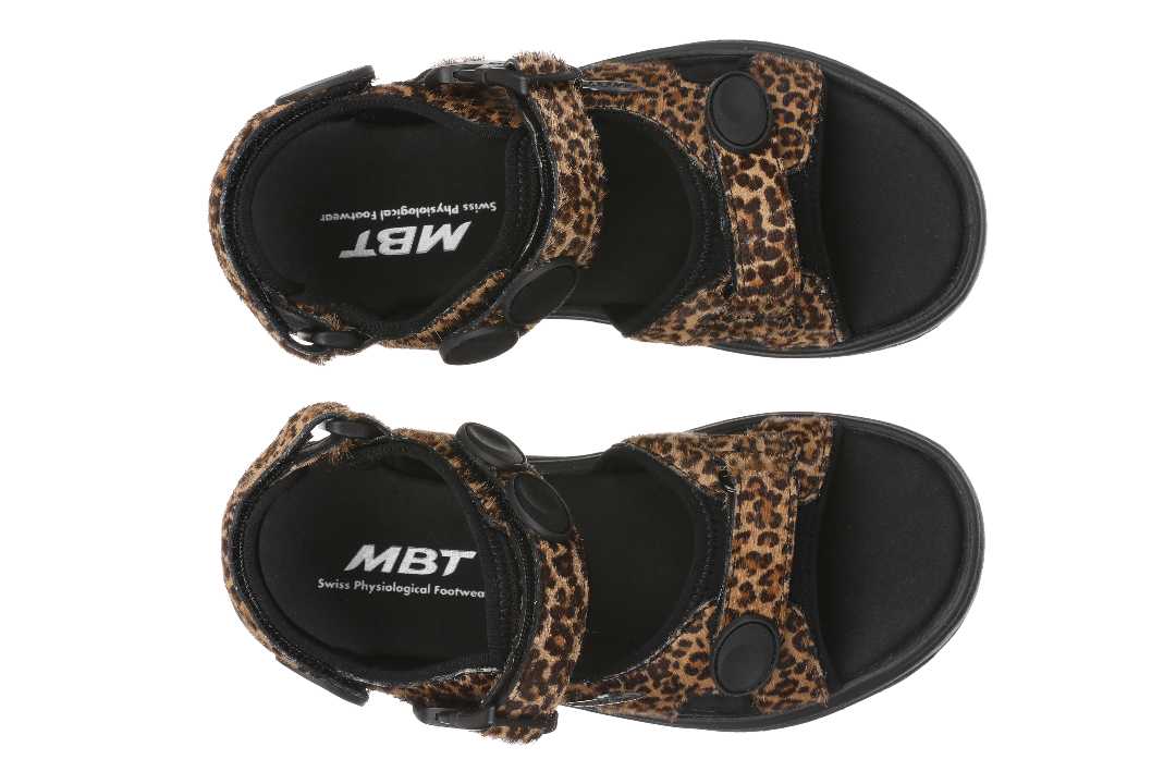 MBT Kisumu Classic Leopard – Bekväma sandaler med stöd & justerbar passform