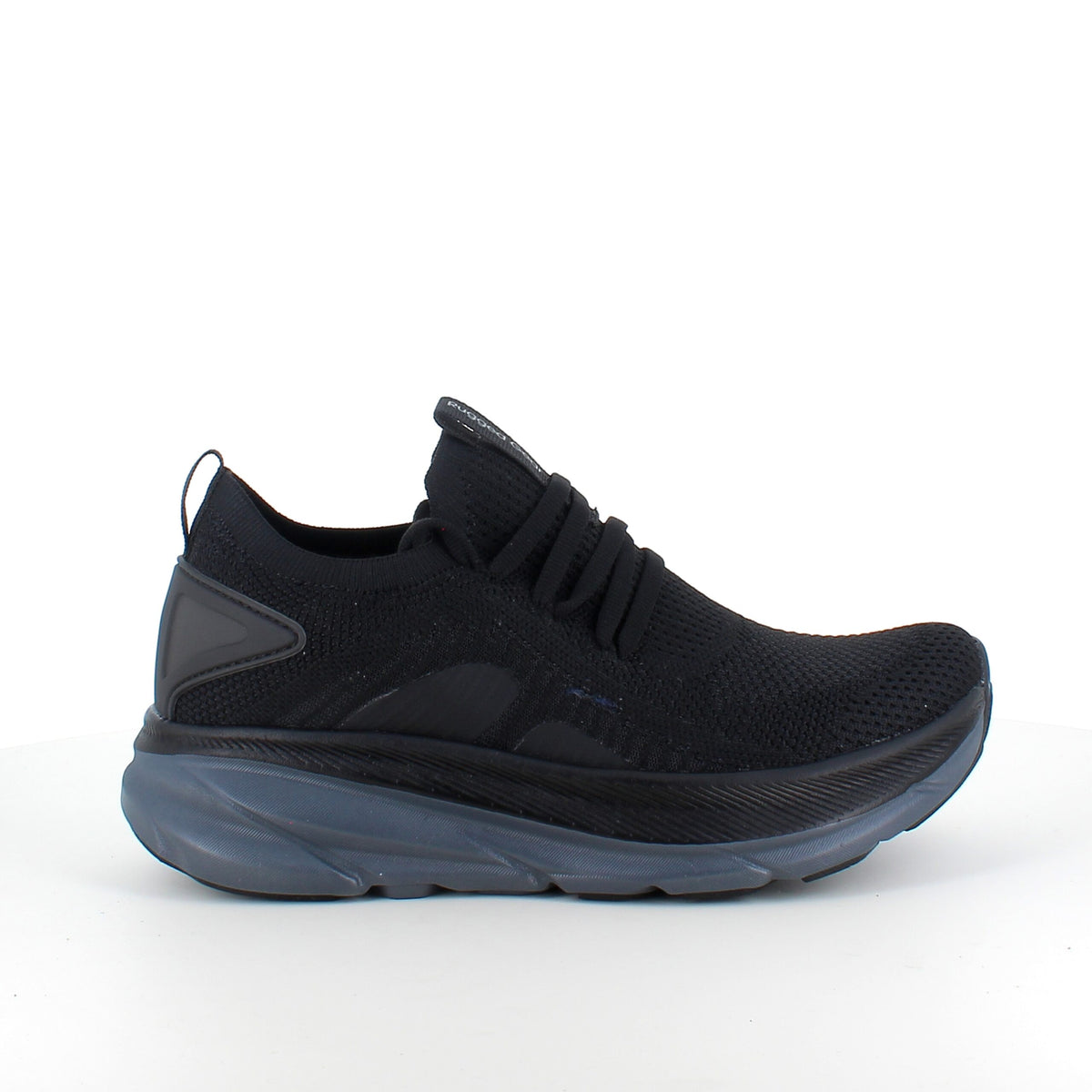 Svarta Step-on-skor från Rugged Gear