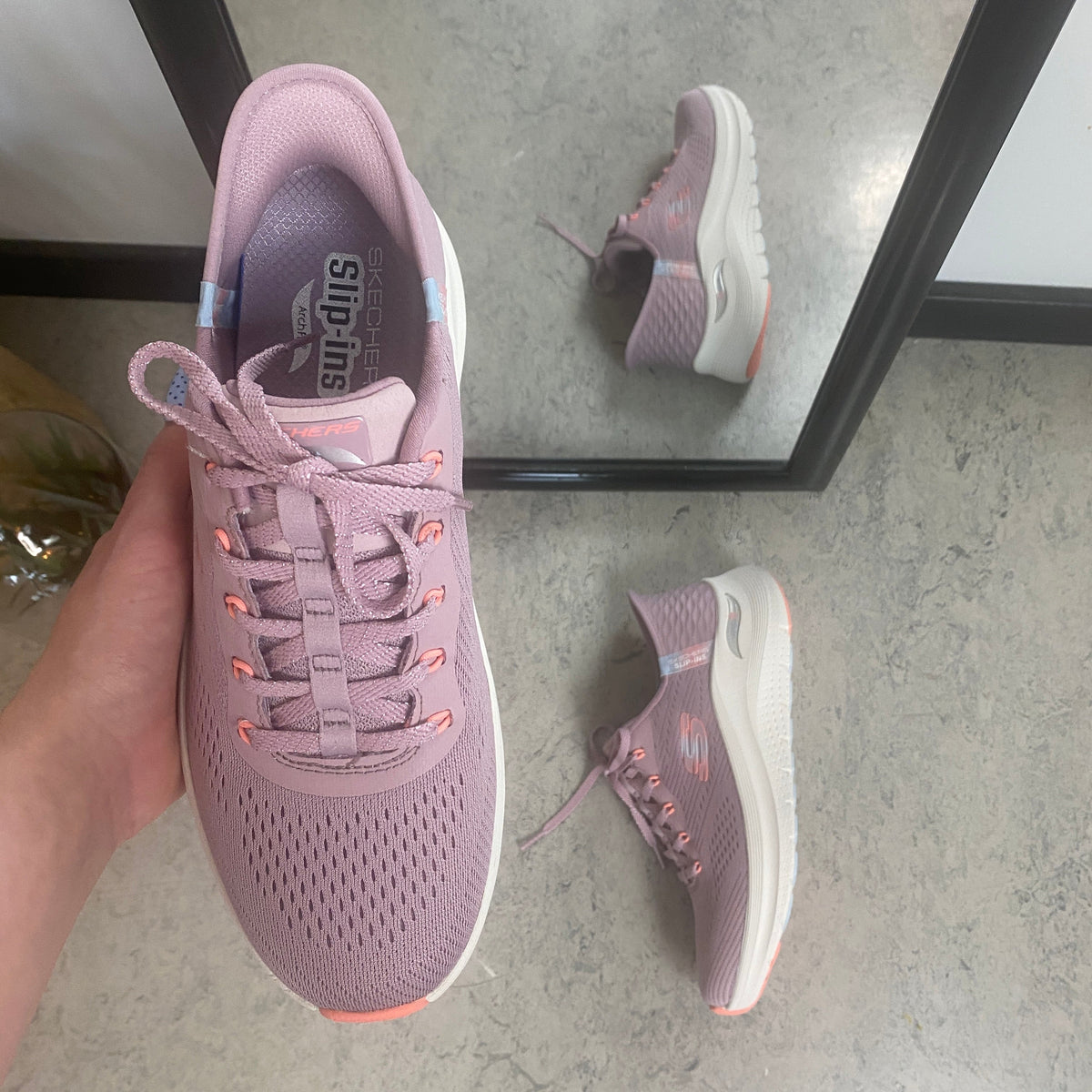 Skechers Slip-ins med Arch Fit – lavendelsneaker