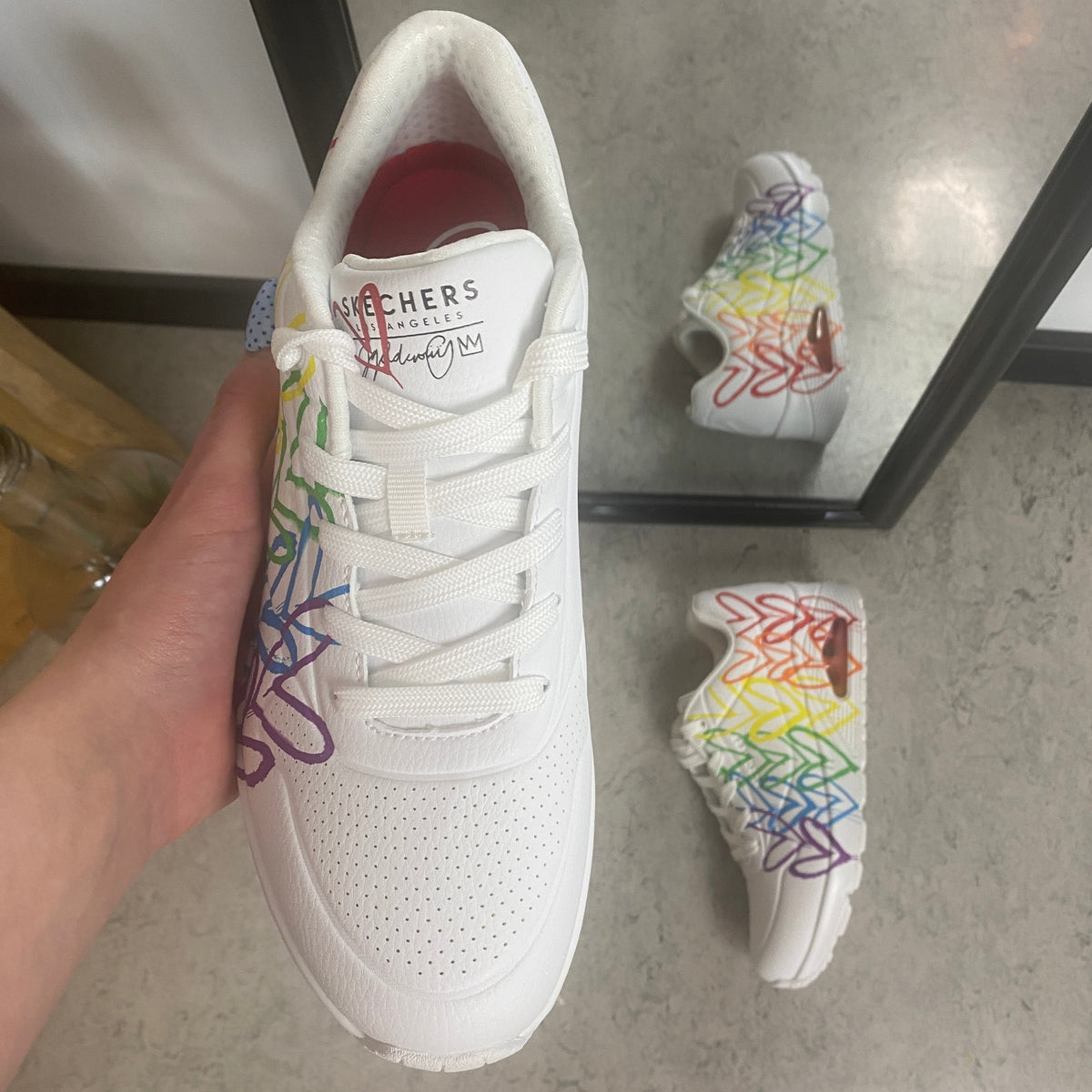 Skechers Street™ x JGoldcrown: UNO – Hjärtesko