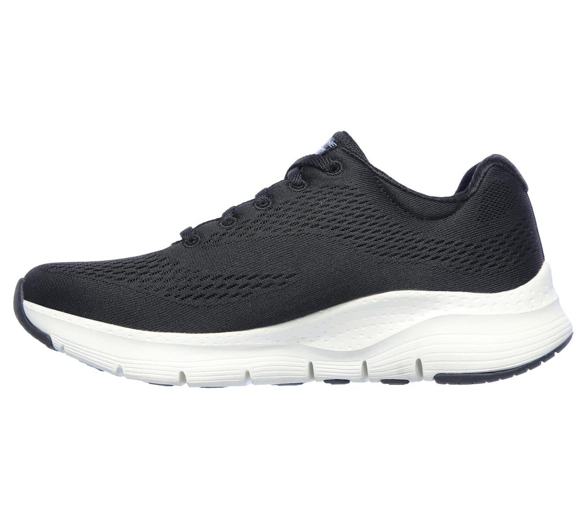 Svart sneaker med stödjande innersula från Skechers
