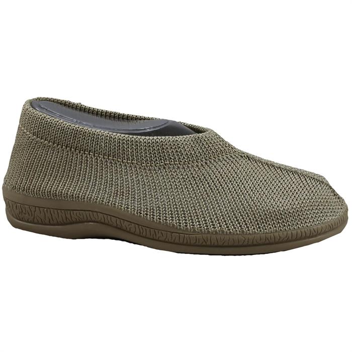 Beige stickad sko