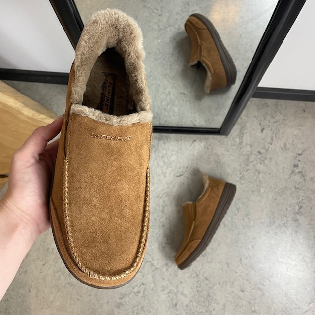 Skechers slip-on-tofflor, bruna – varm och rymlig passform