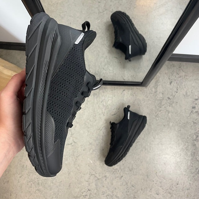Endurance Beliso StepGo – svart unisex-sneaker för kvinnor & män