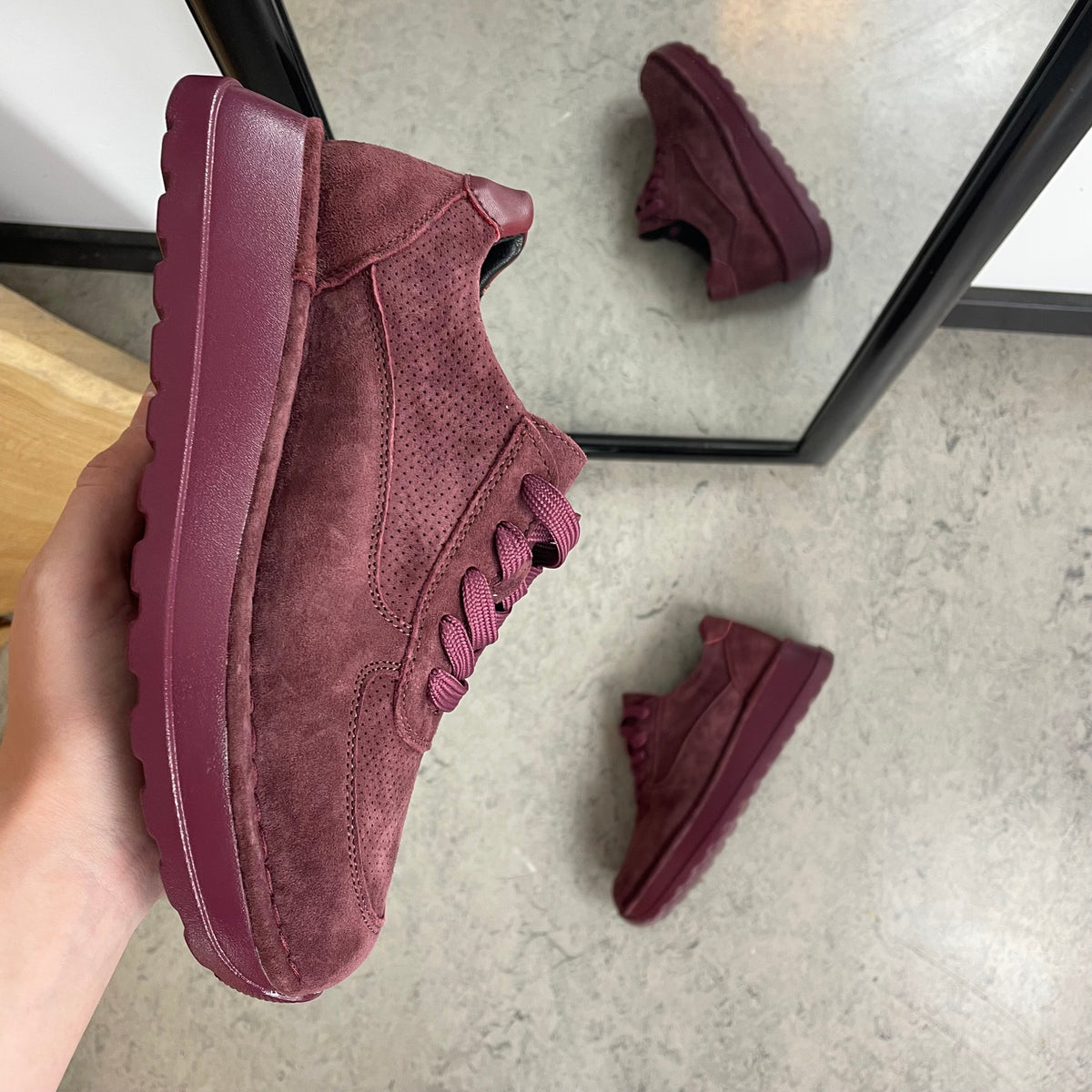 Bordeaux mockasko med uttagbar innersula