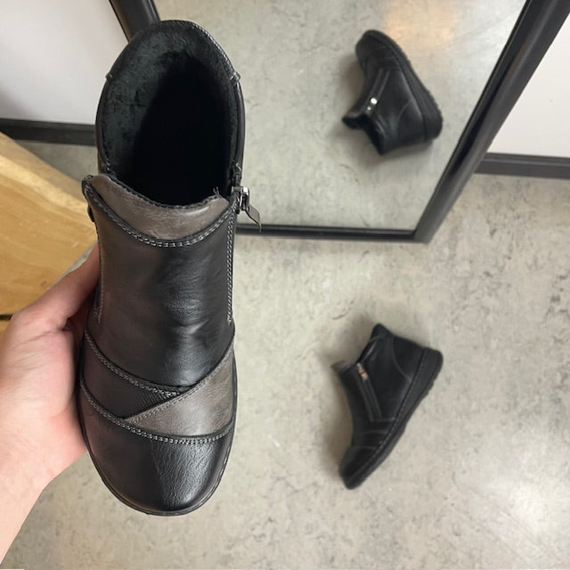 Svart damstövel med dubbel dragkedja och lätt foder