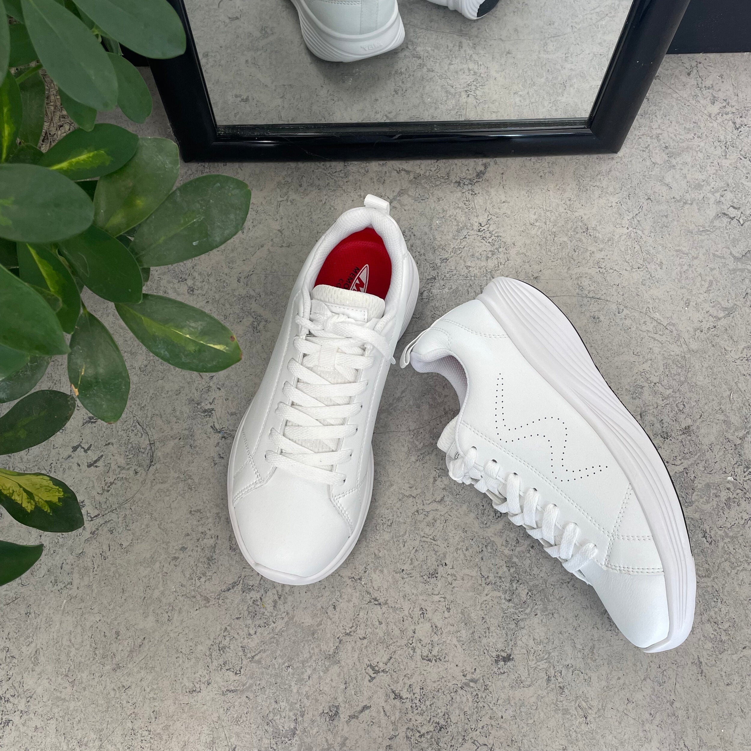 Vit Ren Lace up-sko från MBT