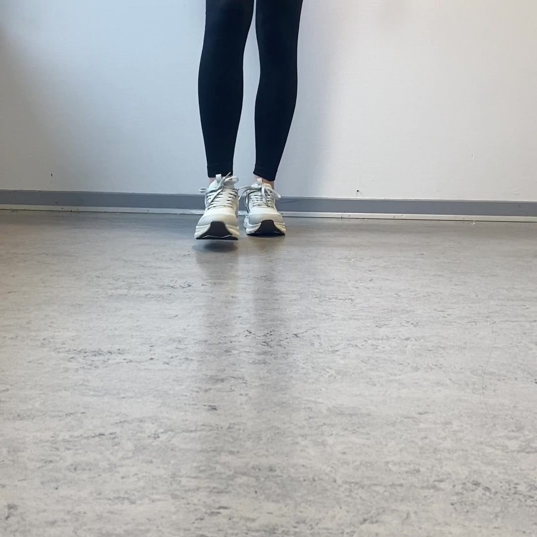 Ladda video: Salia sneakers för dam – Endurance