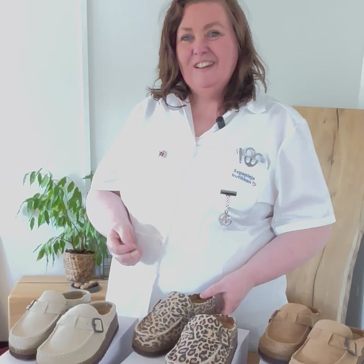 Ladda video: Loafer i brun – komfort och stöd för din vardag