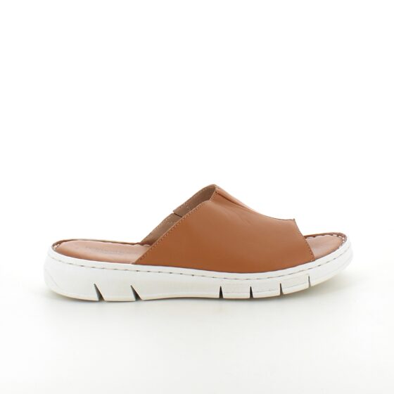 Elegant brun slip-on i läder från Relaxshoe