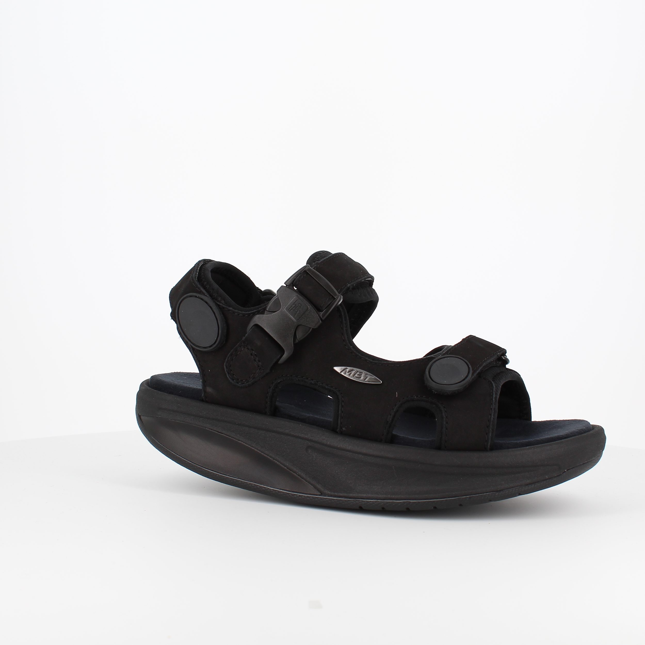MBT-sandal Kisumu 3 S i svart – klassisk MBT-sandal