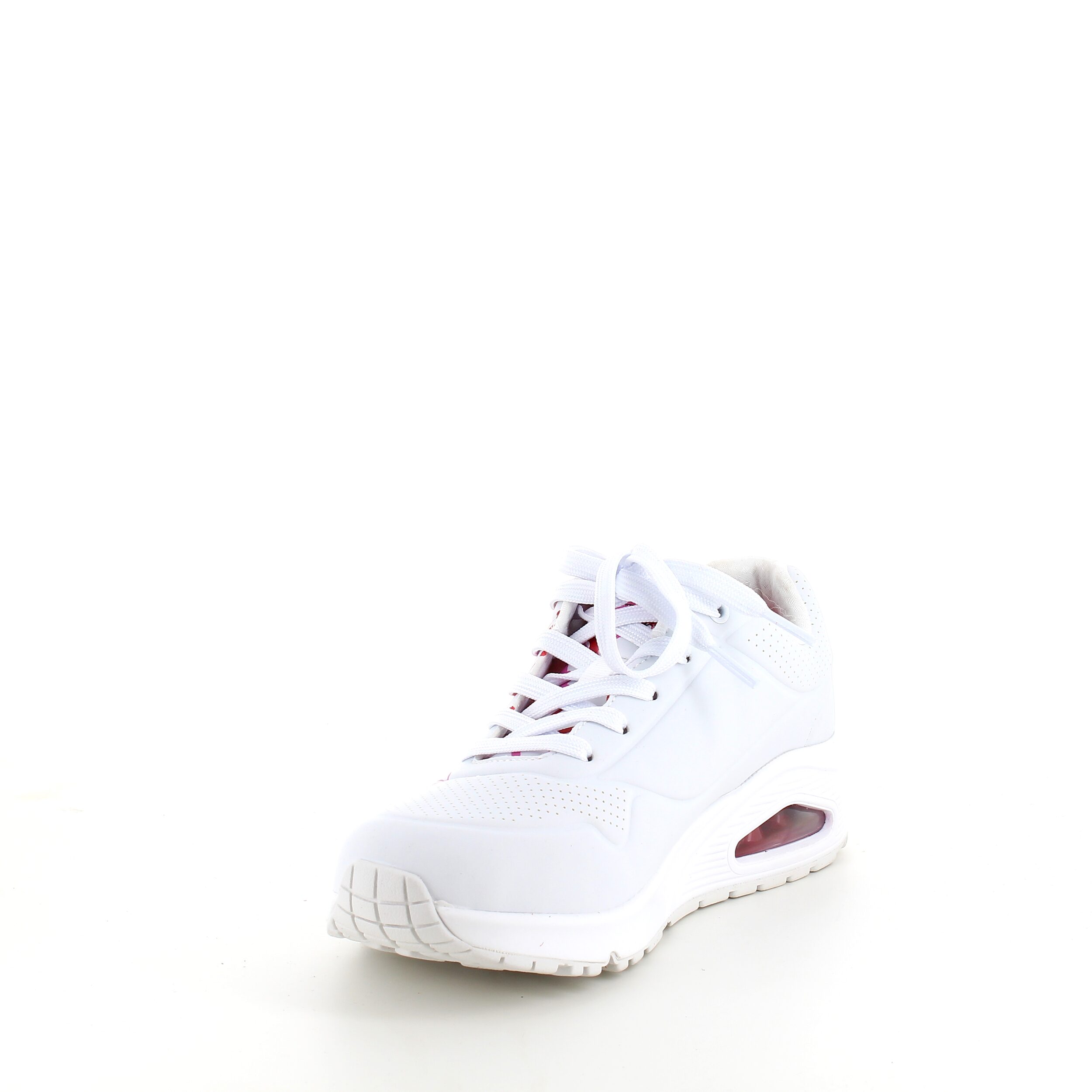 Vita Skechers-skor med fina detaljer