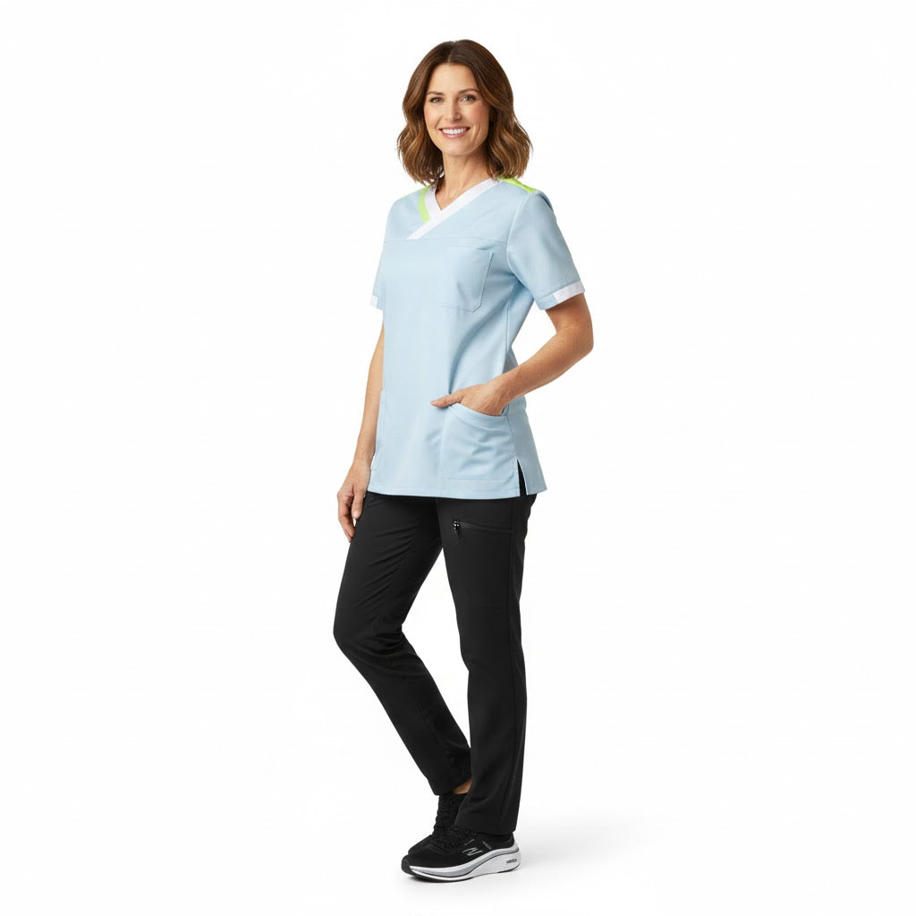Nybo Nova Premium unisex-tunika, ljusblå/vit/ljusgrön — komfort, slitsar, justerbar