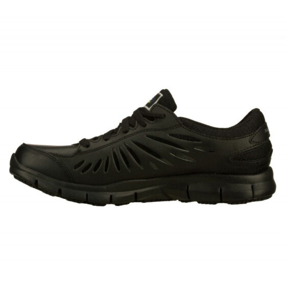 Skechers sko med extra greppvänlig yttersula. Skechers Work shoe