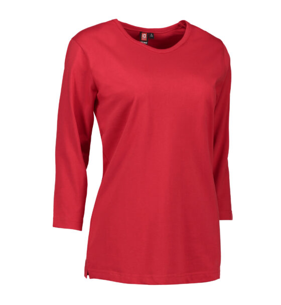 Slitstark T-shirt i rött med 3/4 arm