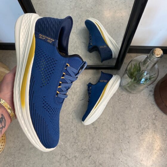 Blå herr Slip-ins från Skechers med hålfotsstöd