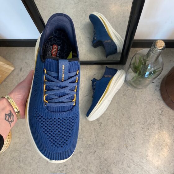 Blå herr Slip-ins från Skechers med hålfotsstöd