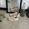 Andningsbara beige sneakers från Green Comfort
