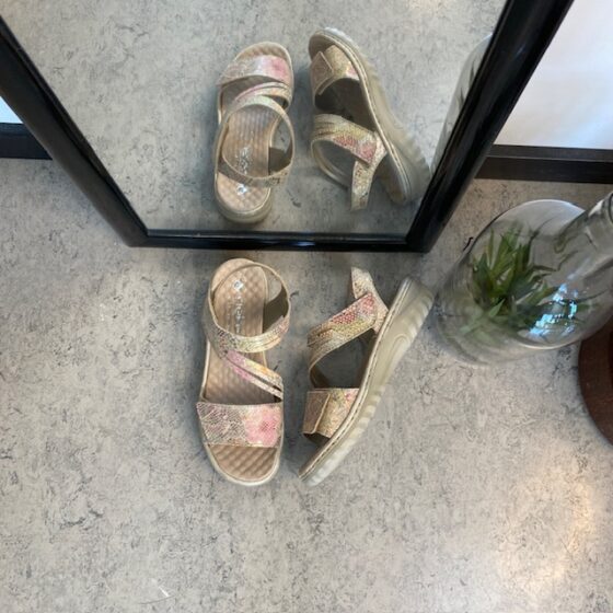 Rieker sandal i mjukt läder