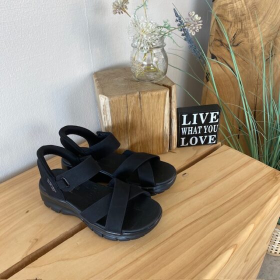 Svart Step-Ins sandal med bra passform