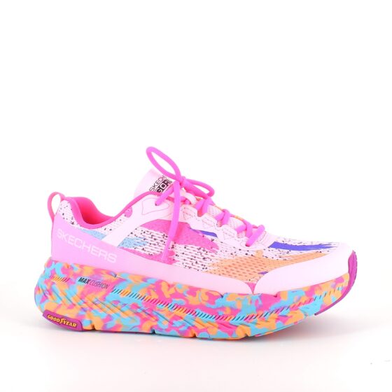 Skechers Max Cushion: Bekväma, multifärgade vardagsskor med stöd.