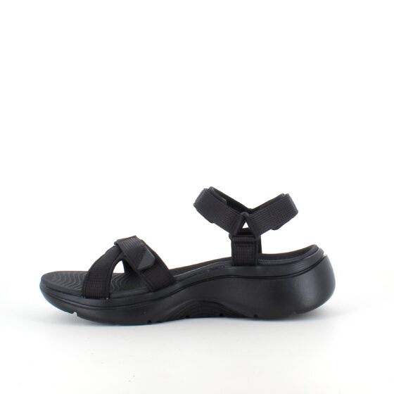 Skechers sandal med hålfotsstöd och 3 justerbara remmar i svart