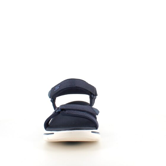 Skechers sandal med hålfotsstöd och 3 justerbara remmar i marinblå.