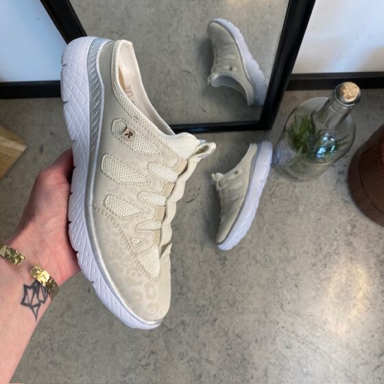 Lätta slip-ons från Rieker