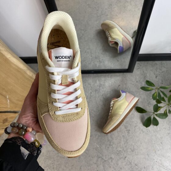 Woden sneakers med hålfotsstöd och komfort
