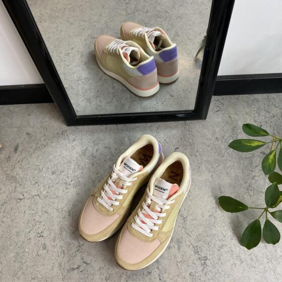 Woden sneakers med hålfotsstöd och komfort