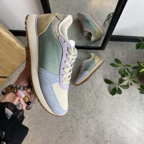 Woden sneakers med hålfotsstöd och komfort