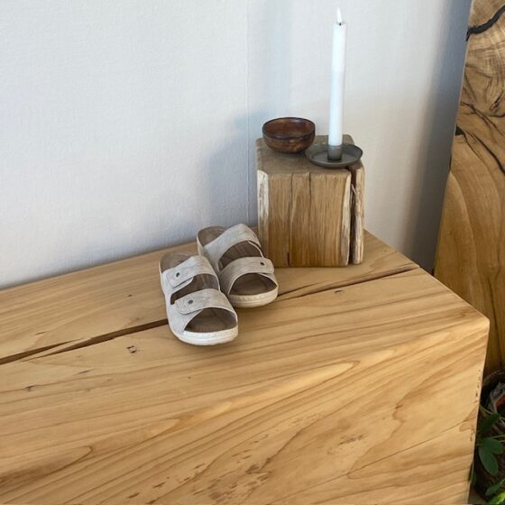 Ljus slip on sandal– enkel, mjuk och luftig för vardagens många steg
