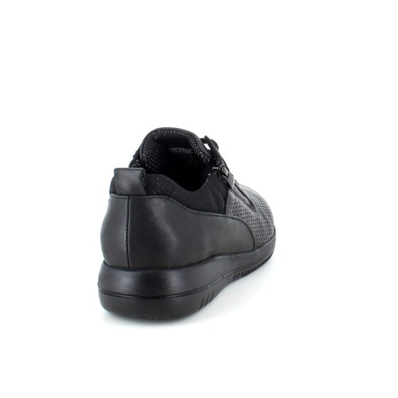 Andningsbara svarta sneakers från Green Comfort