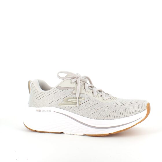 Beige Skechers Max Cushion skor – optimal stöd och oöverträffad komfort.