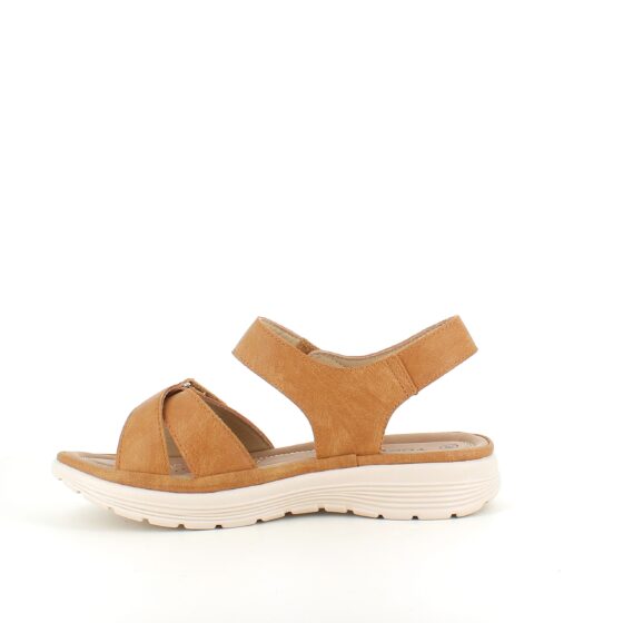 Bekväm och lätt sandal i vacker kamelfärg – perfekt för dig som är på fötterna hela dagen