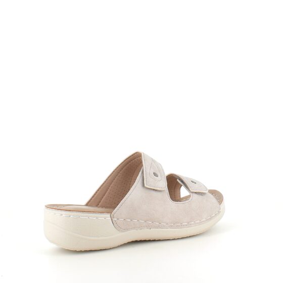 Ljus slip on sandal– enkel, mjuk och luftig för vardagens många steg
