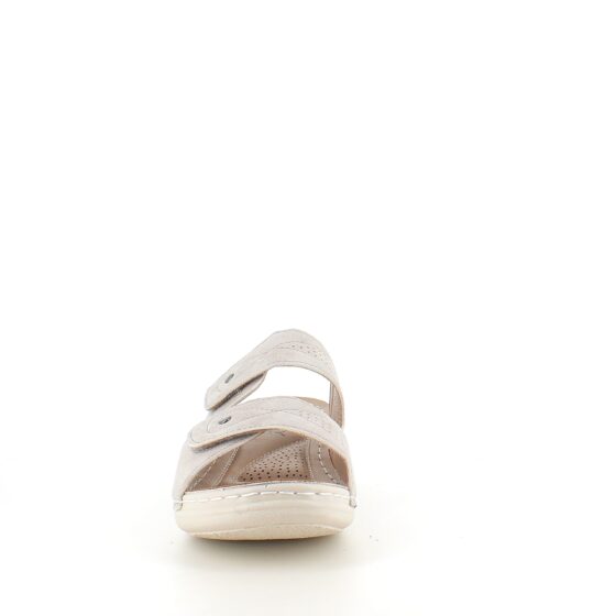 Ljus slip on sandal– enkel, mjuk och luftig för vardagens många steg