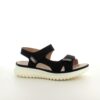 Klassisk svart sandal med ergonomisk komfort – för dig som går långt och står bekvämt