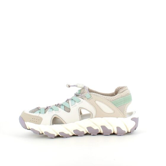 Merrell damsandal, stängd modell, bra bredd.