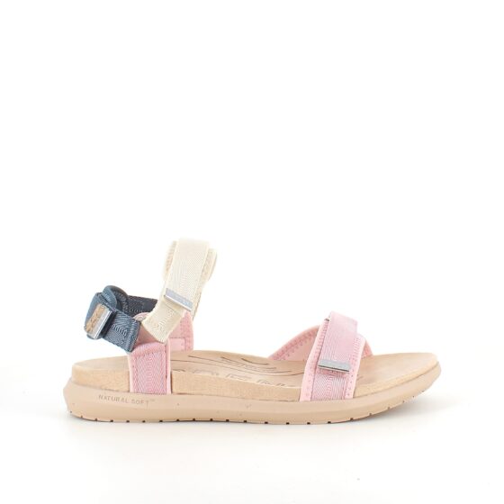 Ljus Woden sandal med bra valvstöd.