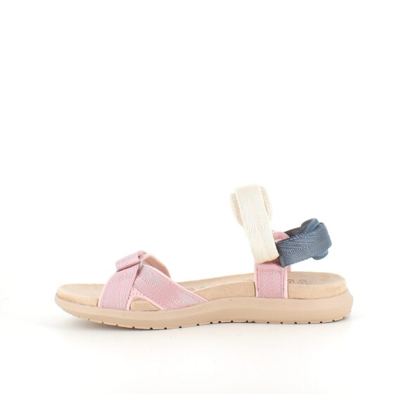 Ljus Woden sandal med bra valvstöd.