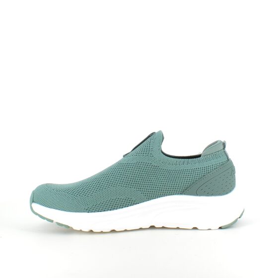 Grön slip on sko från Cruz med bra bredd
