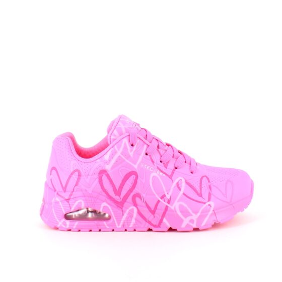 Rosa hjärtskor från Skechers