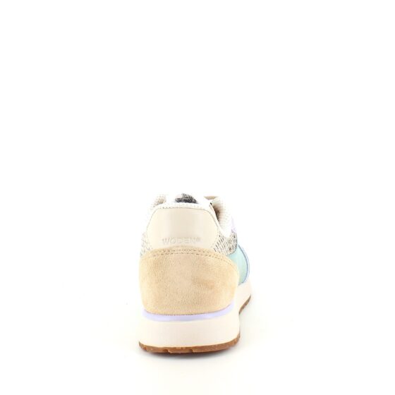 Woden sneakers med hålfotsstöd och komfort